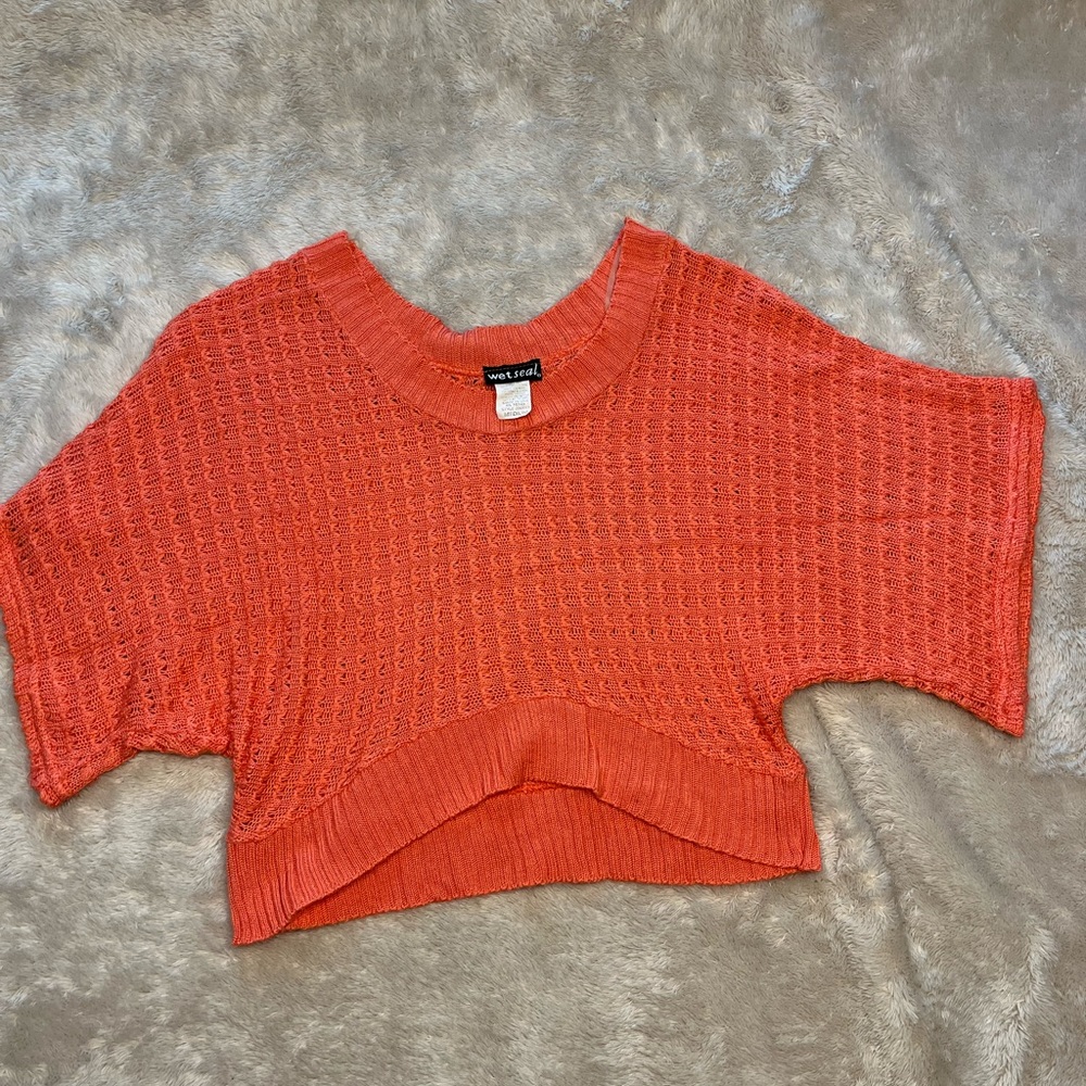 Wet Seal Women’s Short sleeve Salmon Crop Knit Sweater